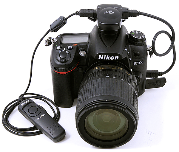 GP-1 GPS on Nikon D7000